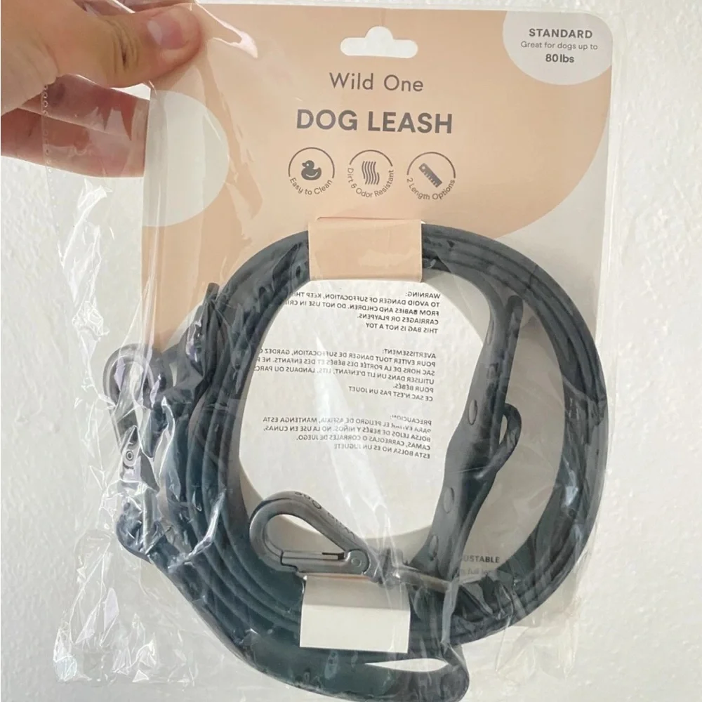 Wild One Dog Leash - Black - New with Tags NWT - Great for Dogs up to 80 lbs - Picture 1 of 3